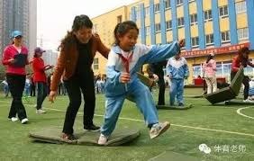 将回归巴萨！每体：蒂亚戈曾化解巴萨训练小插曲，能帮助弗里克