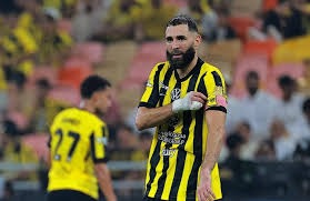 电竞选手跨界体验派对游戏