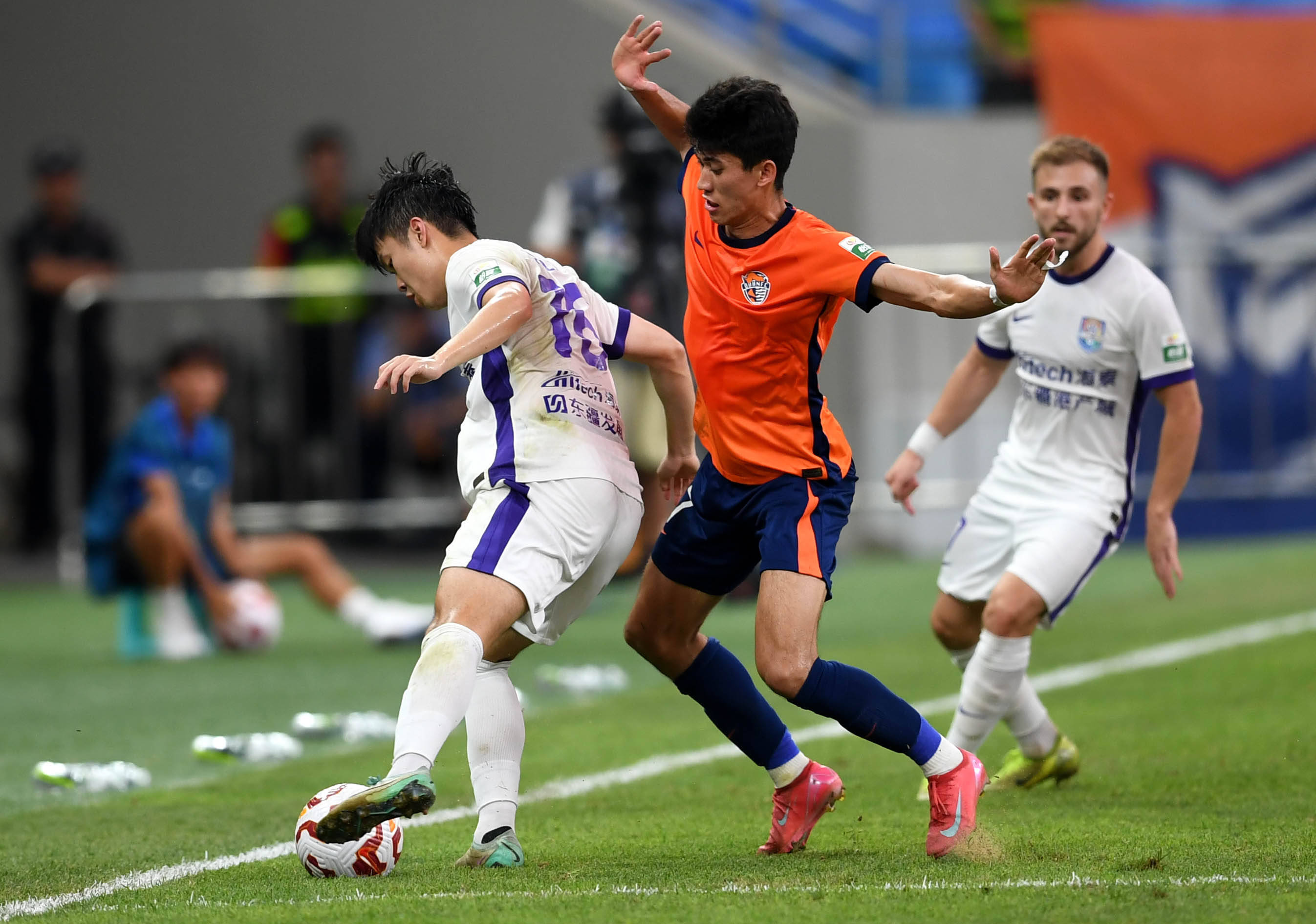 通过对裁判 通过对裁判