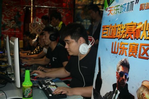 而李贤重即 而李贤重即