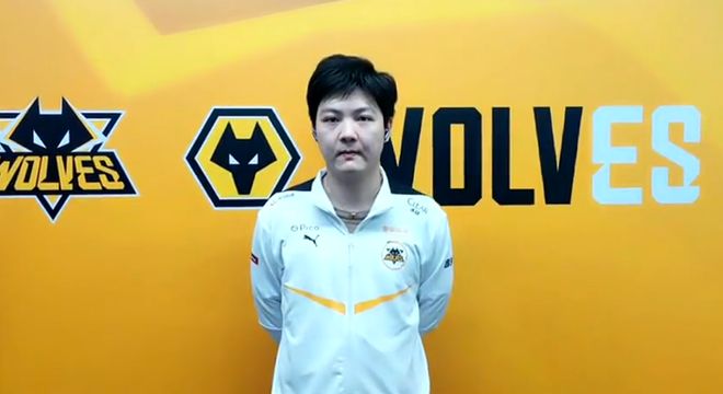 因此 因此